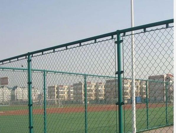体育场防护栅栏 - 安平县沃达金属丝网制造有限公司图片4