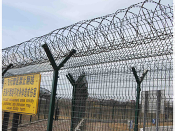 机场防护栏 - 安平县沃达金属丝网制造有限公司图片3