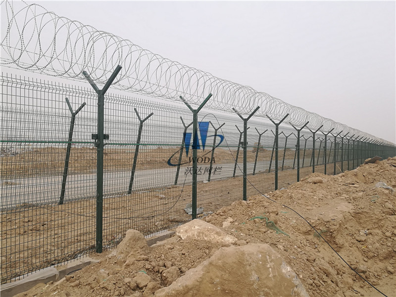 机场围栏网 - 安平县沃达金属丝网制造有限公司图片4