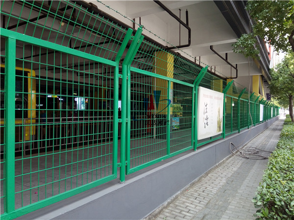 框架护栏网 - 安平县沃达金属丝网制造有限公司图片6