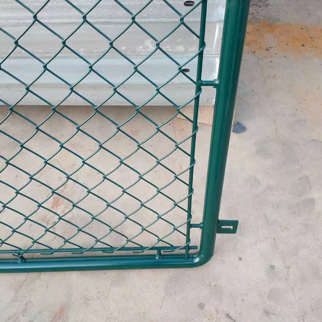 篮球场护栏网 - 安平县沃达金属丝网制造有限公司图片6
