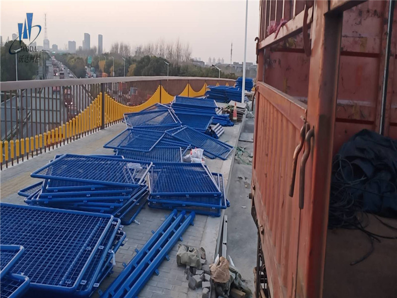 公路隔离栅 - 安平县沃达金属丝网制造有限公司图片3